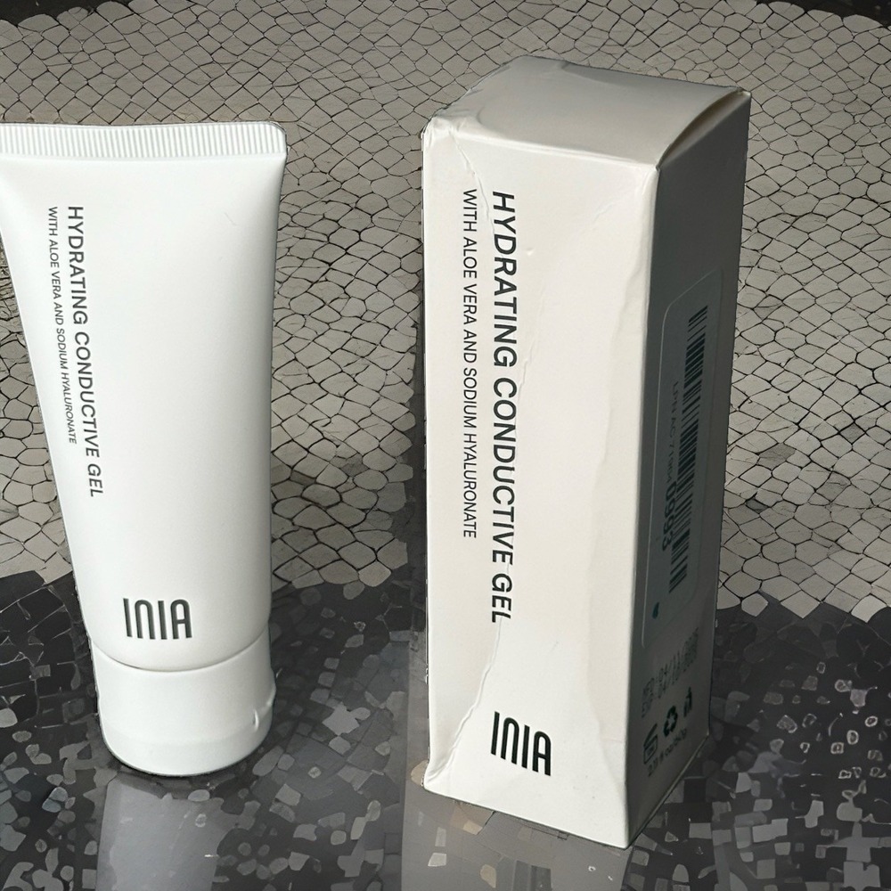 INIA Micro-current Hydrating Conductive Gel for Facial/Body Skin Care Machines